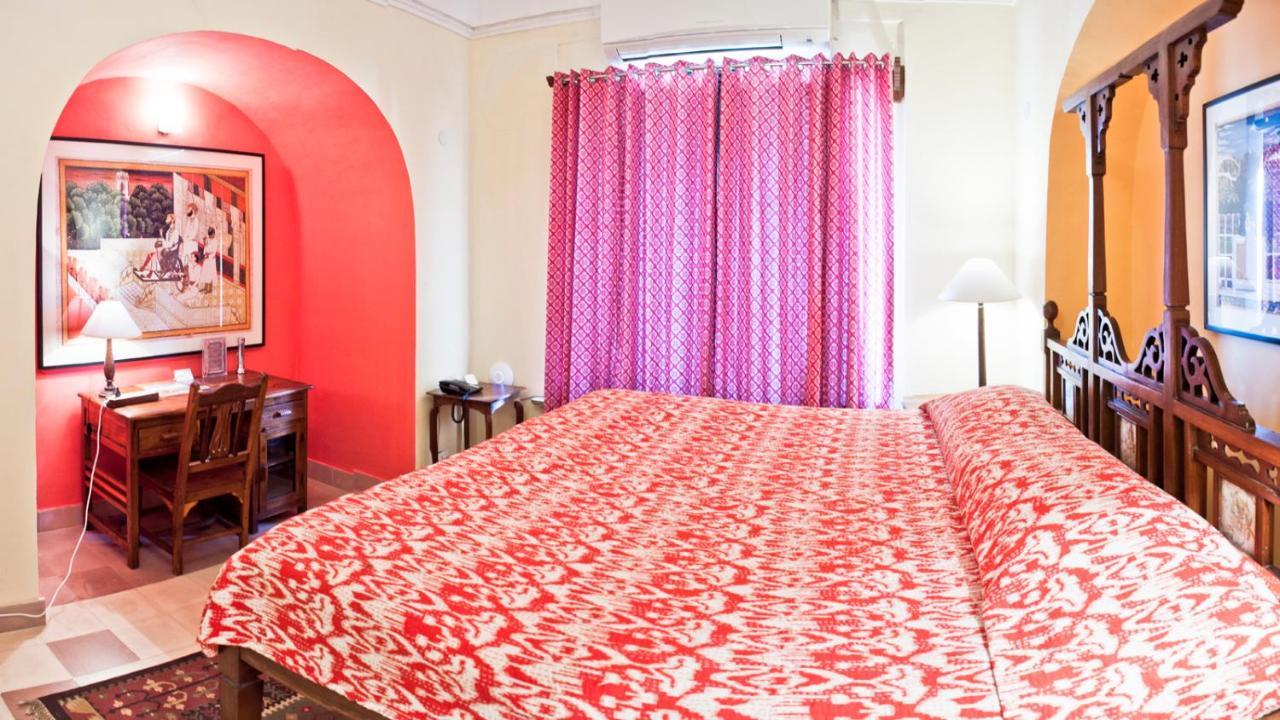 นีมรานา ติชรา ฟอร์ต พาเลซ Hotel Tijara ภายนอก รูปภาพ