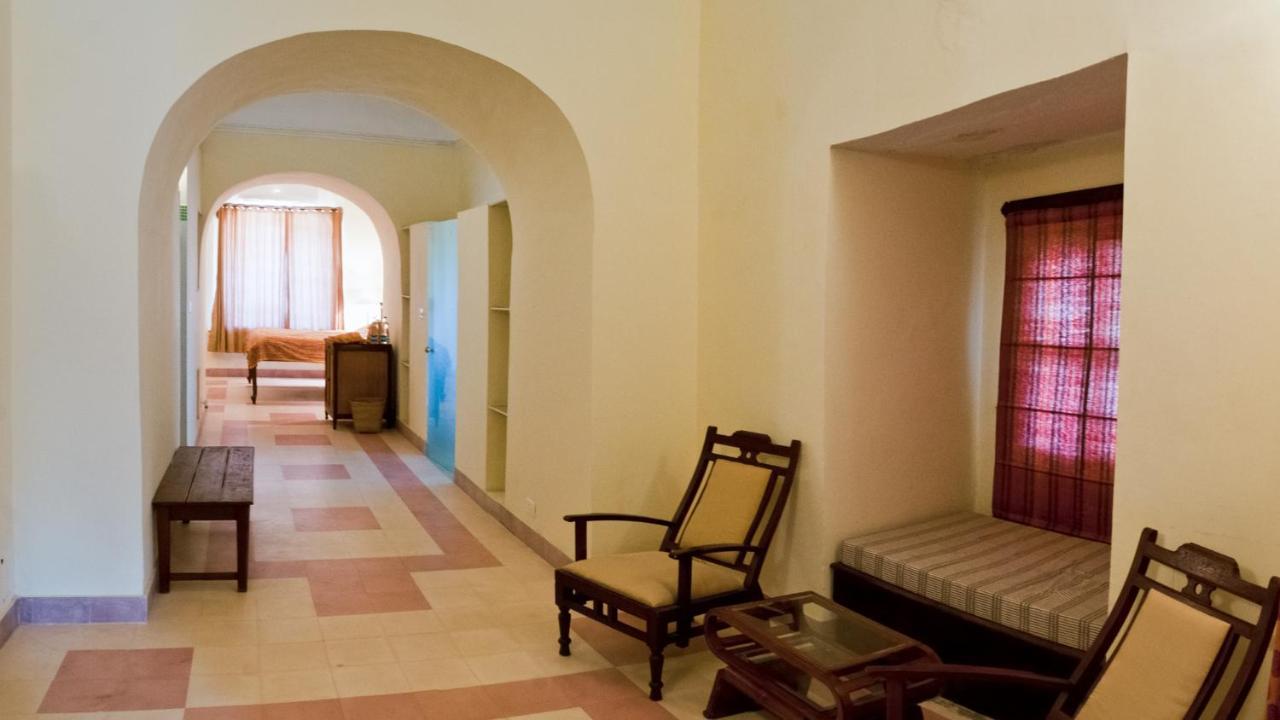 นีมรานา ติชรา ฟอร์ต พาเลซ Hotel Tijara ภายนอก รูปภาพ