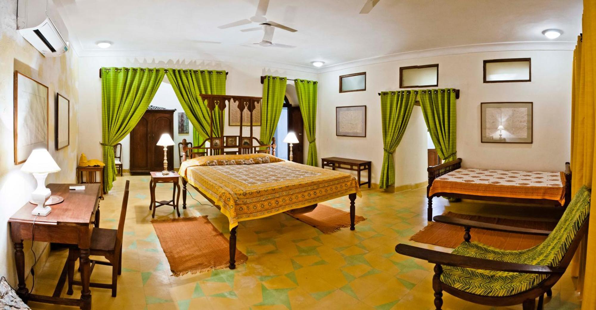 นีมรานา ติชรา ฟอร์ต พาเลซ Hotel Tijara ภายนอก รูปภาพ